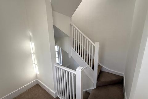 1 bedroom flat to rent, Woodlane, Falmouth