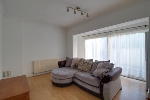 undefined, Kingsdown Avenue, South Croydon CR2
