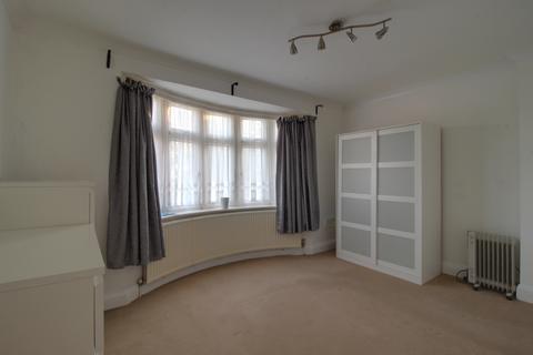 undefined, Kingsdown Avenue, South Croydon CR2
