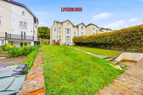 1 bedroom flat for sale, Bean Road, Greenhithe