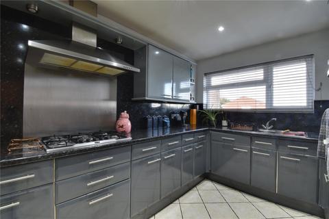 3 bedroom detached house for sale, Sycamore Approach, Rickmansworth WD3