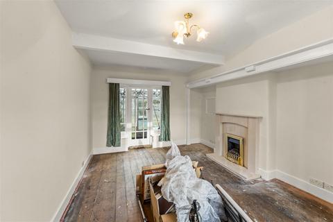 undefined, Cleeve Road, Manchester