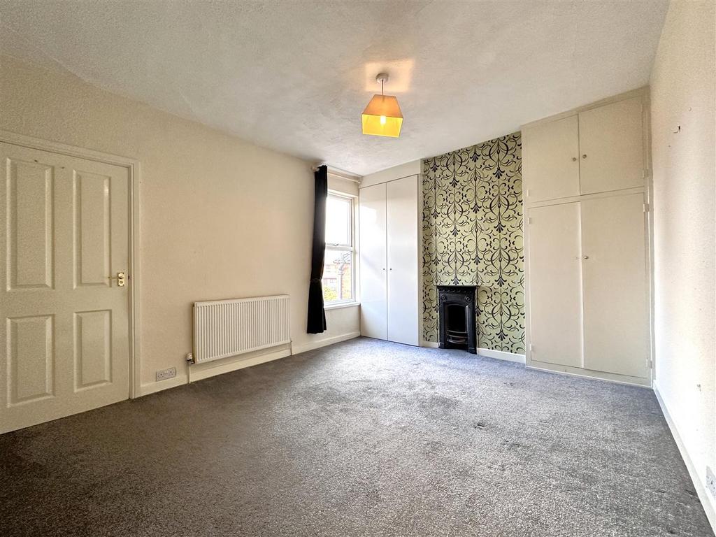 Master Bedroom 549