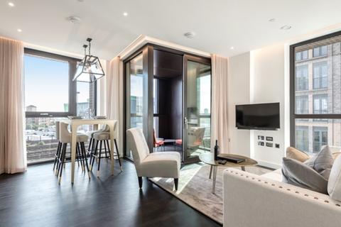 2 bedroom property to rent, Charles Clowes Walk, London SW11
