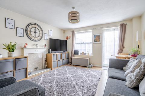2 bedroom end of terrace house for sale, Lacock Drive, BRISTOL BS30
