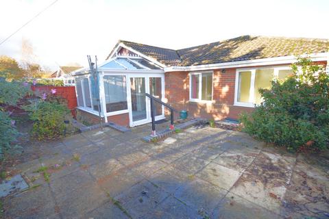 2 bedroom terraced bungalow for sale, Dobbins Lane, Aylesbury HP22