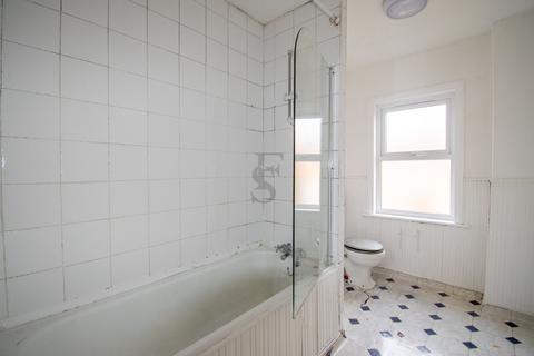 2 bedroom terraced house for sale, Herschell Street, Evington