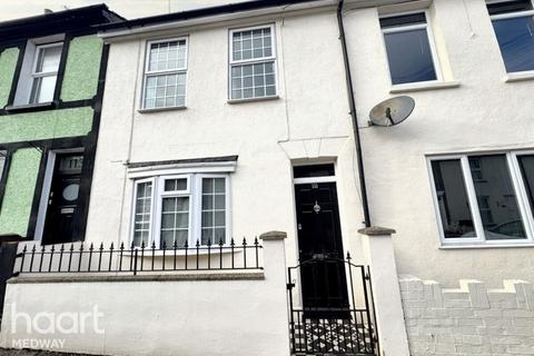 Saxton Street, Gillingham