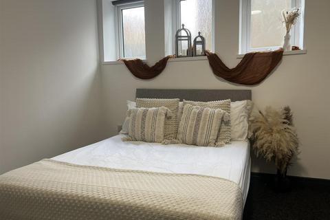 undefined, Ensuite Room, Spring Bank