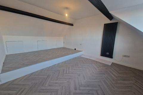 2 bedroom apartment to rent, Gateford Road, Worksop