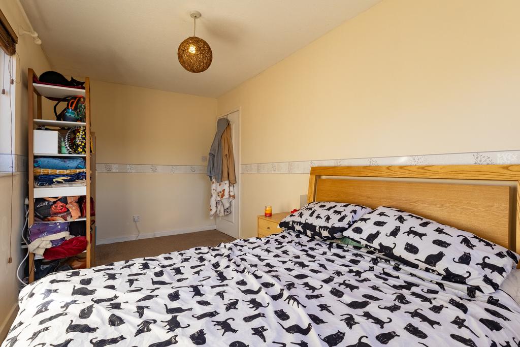 Bedroom (2)