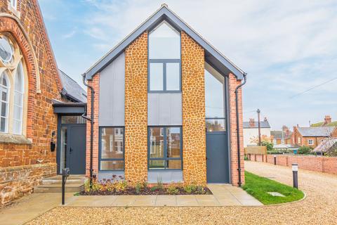 Offered chain free, Hunstanton