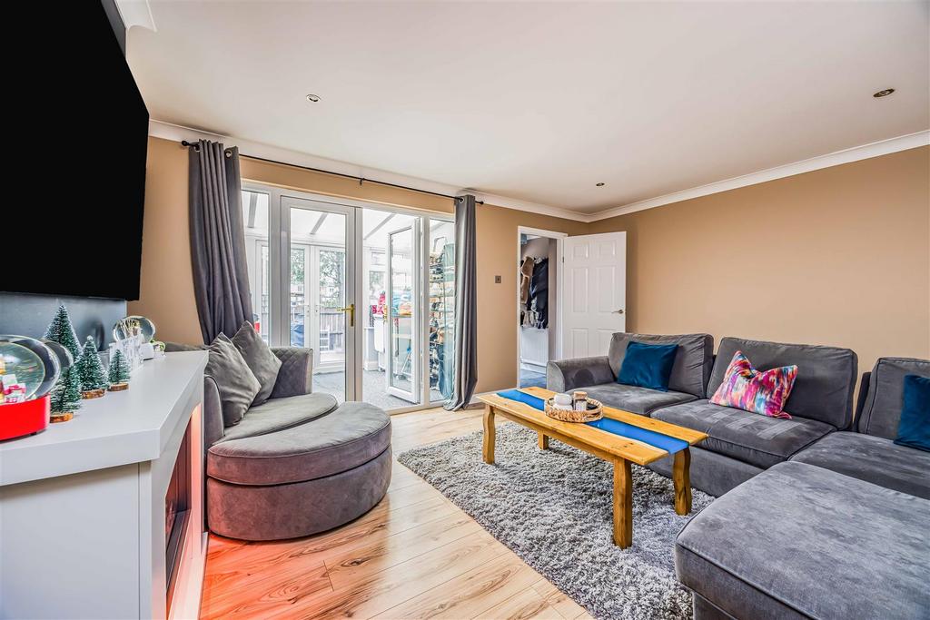 57 Zeus Lane, Waterlooville-Small-Portico Marketing