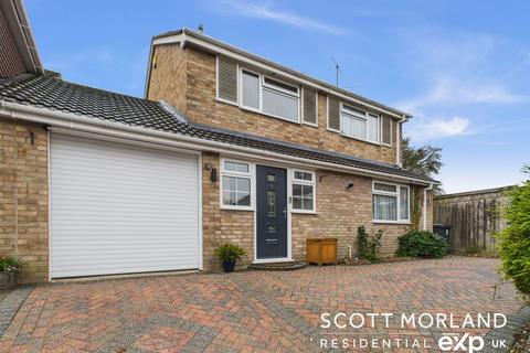 undefined, Blackbird Close, Basingstoke RG22