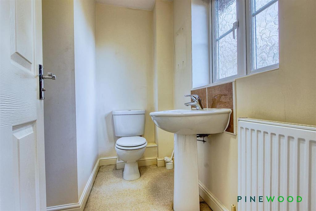 Ensuite shower room