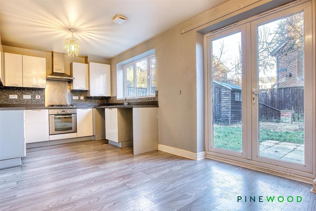 Kitchen diner