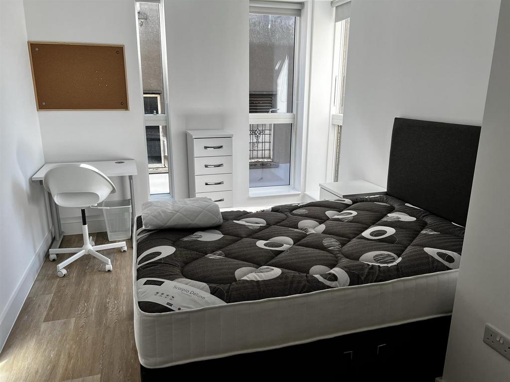 Bedroom.JPEG