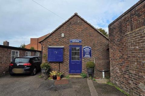 Restaurant to rent, 1 Kerridges Yard, George St Hailsham BN27 1AE