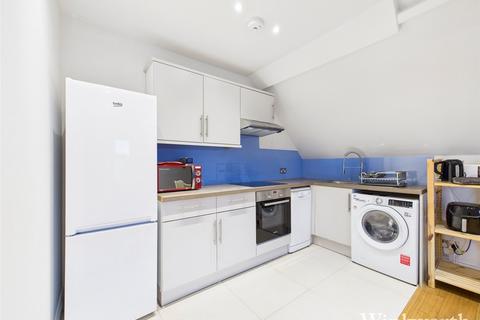 undefined, Woodville Gardens, London, W5