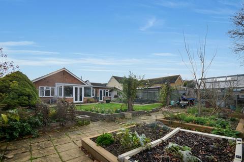 3 bedroom detached bungalow for sale, Loompits Way, Saffron Walden