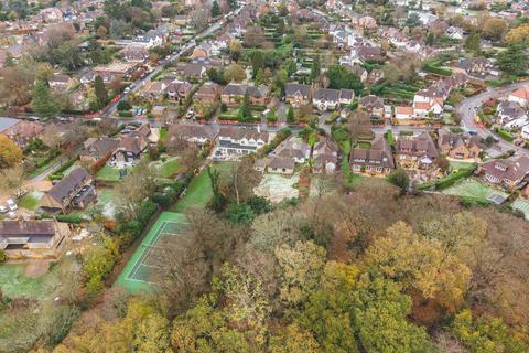 undefined, Woodside Road, Beaconsfield HP9
