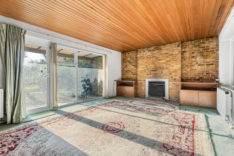 3 bedroom detached house for sale, The Causeway, Potters Bar, EN6