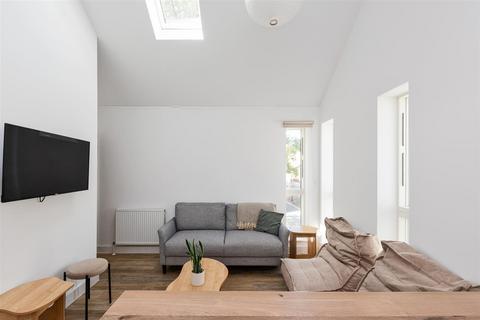 7 bedroom detached house to rent, Hampton Lane, Bristol BS6
