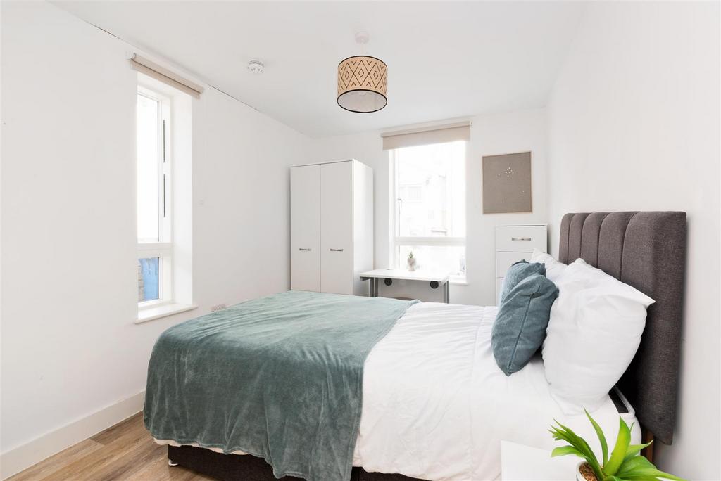 85 Hampton Lane-9.jpg