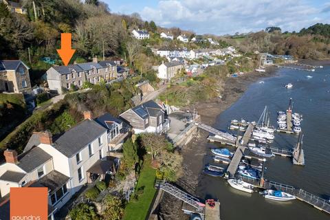 3 bedroom end of terrace house for sale, Park Terrace, Malpas