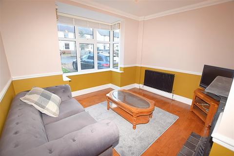 undefined, Laburnum Avenue, Grimsby DN37