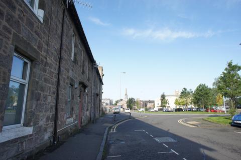 1 bedroom flat to rent, Castle Terrace, Dumbarton G82