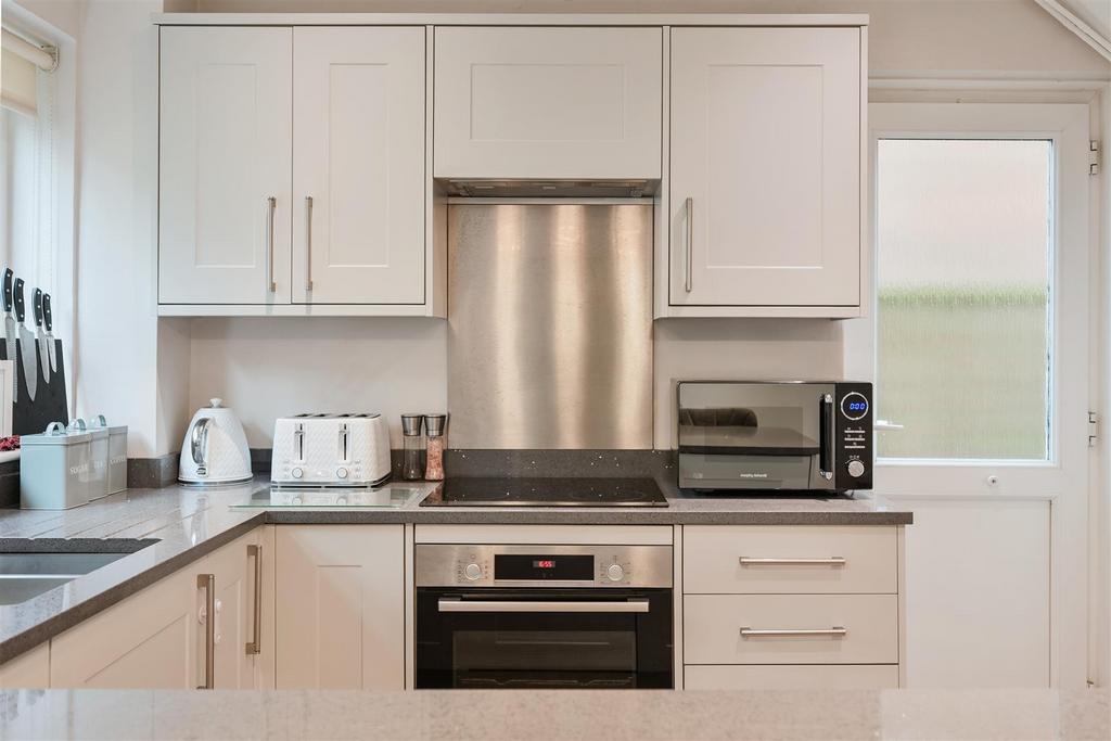 DALE VIEW, 45 (2).jpg