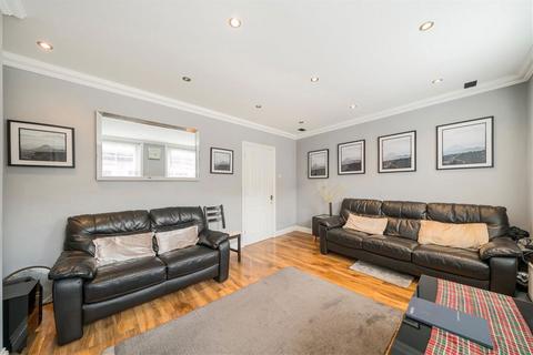 undefined, Cheshire Street, London E2