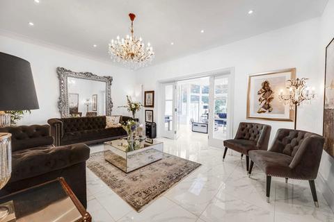 5 bedroom detached house to rent, The Grove, Isleworth TW7