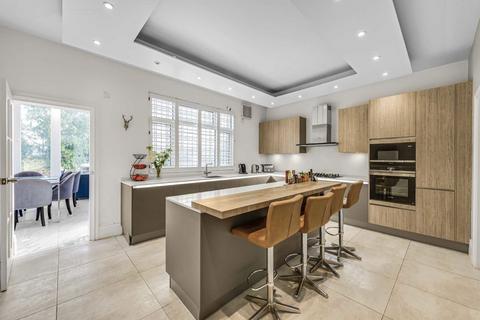 5 bedroom detached house to rent, The Grove, Isleworth TW7