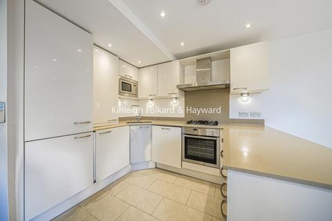 2 bedroom flat to rent, Royal Parade, Chislehurst, Kent, BR7