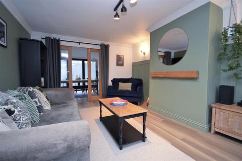 3 bedroom semi-detached house for sale, Top Stone Close, Burton Salmon, Leeds