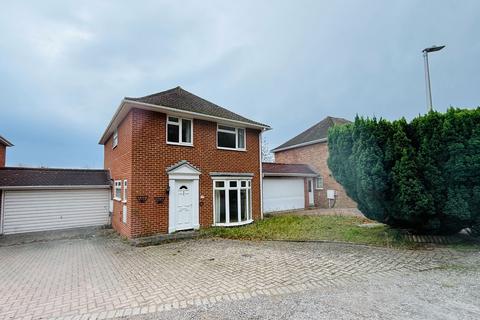4 bedroom detached house for sale, Barleycorn Drive, Rainham