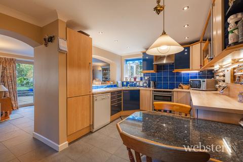 4 bedroom detached house for sale, Bluebell Road, Norwich NR4