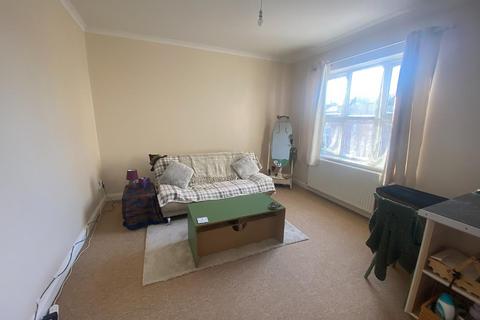 2 bedroom flat to rent, Church View Court, Glastonbury