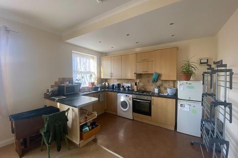 2 bedroom flat to rent, Church View Court, Glastonbury