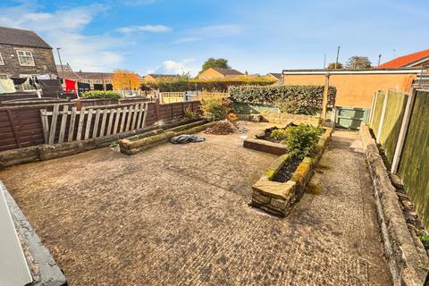 3 bedroom terraced house to rent, Tidswell Street, West Yorkshire WF16
