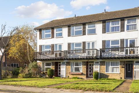 4 bedroom terraced house to rent, Rodney Road, New Malden KT3