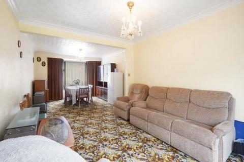 undefined, 17 West Way, Neasden, London, NW10 0LU