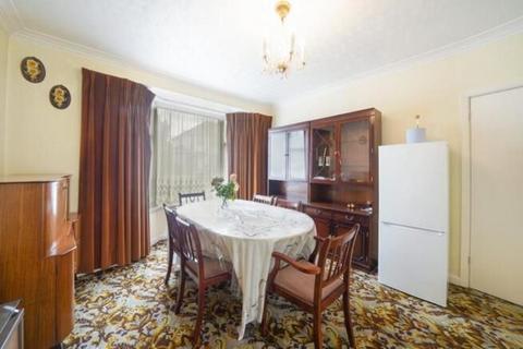 undefined, 17 West Way, Neasden, London, NW10 0LU