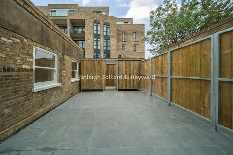 2 bedroom flat to rent, The Mall, Ealing, London, W5