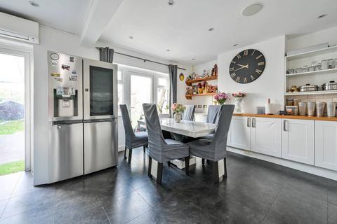 undefined, Worplesdon Road, Guildford, GU2