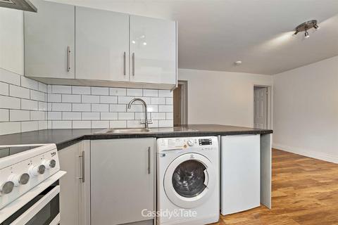 2 bedroom apartment to rent, D`ennis Court, Grange Street, St Albans