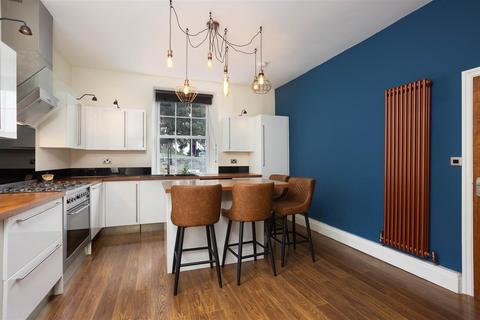 4 bedroom detached house for sale, Main Street South, Leeds LS25
