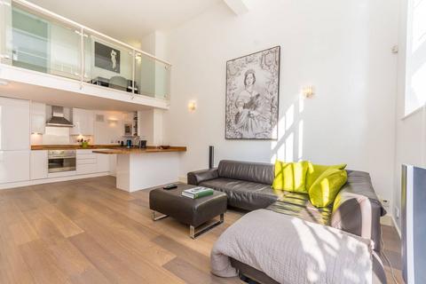 2 bedroom maisonette to rent, Three Cups Yard, Bloomsbury, London, WC1R